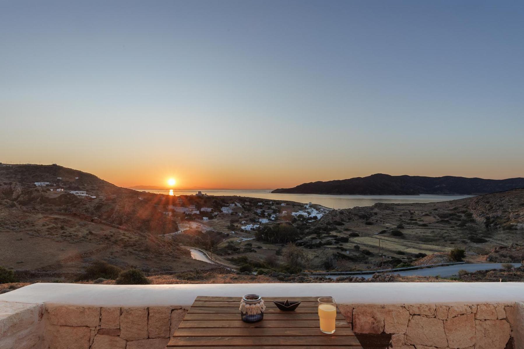Anemolethe Aparthotel Kímolos Buitenkant foto